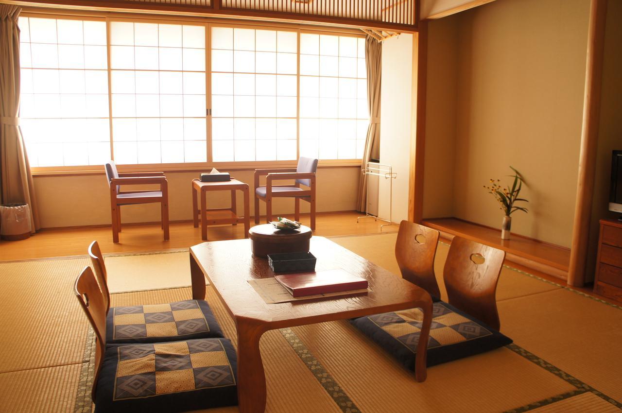 Kamiyama Onsen Hotel Shikinosato & Iyashinoyu Tokushima Exterior foto